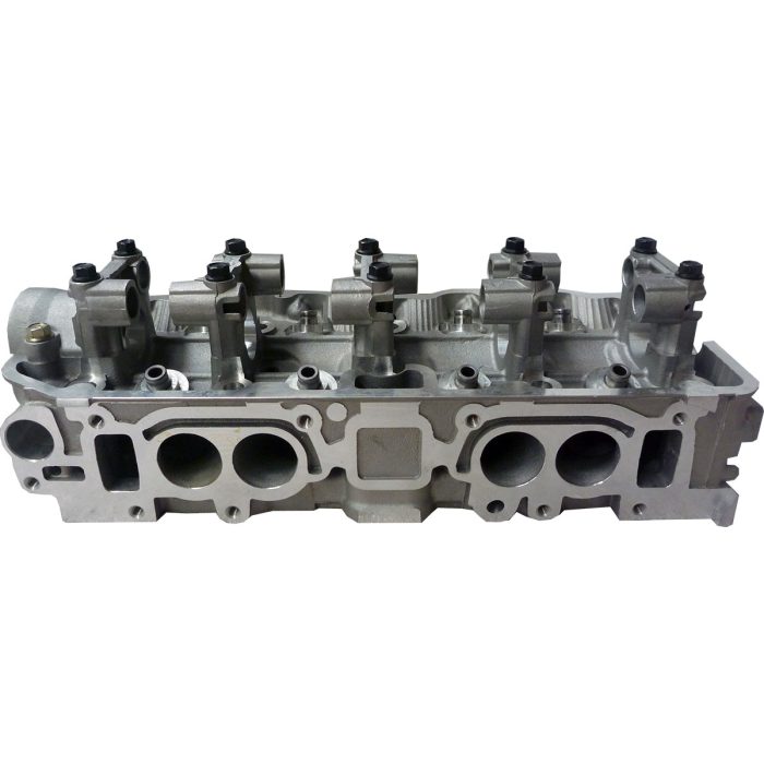 EngineBits Bare Cylinder Head for a Mitsubishi 4G64 (8 Valve) 2.3L Petrol Engine - Image 4