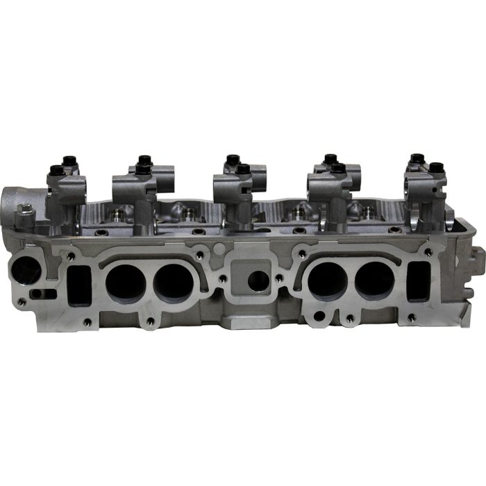 EngineBits Bare Cylinder Head for a Mitsubishi 4G64 (8 Valve) with Fuel Pump provision for Forklift 2.3L Petrol Engine - Image 5