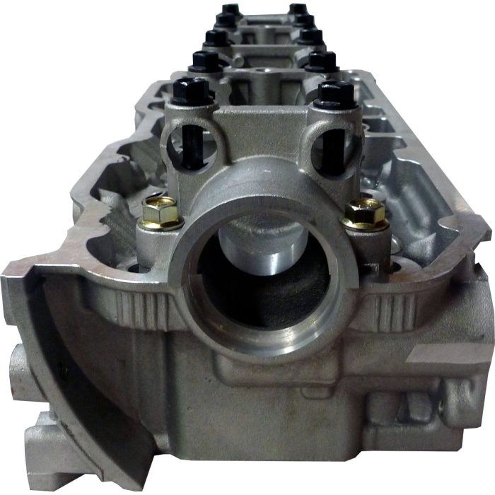 EngineBits Bare Cylinder Head for a Mitsubishi 4G64 (8 Valve) 2.3L Petrol Engine - Image 2